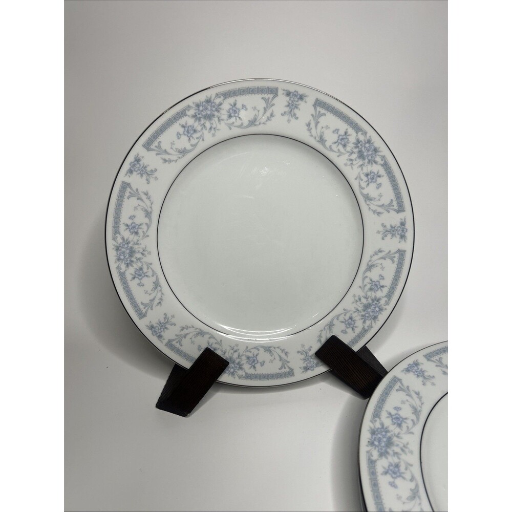 Sheffield Blue Whisper Dinner Plates Set of 4
